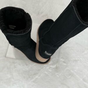 Koolaburra Black Winter Boots